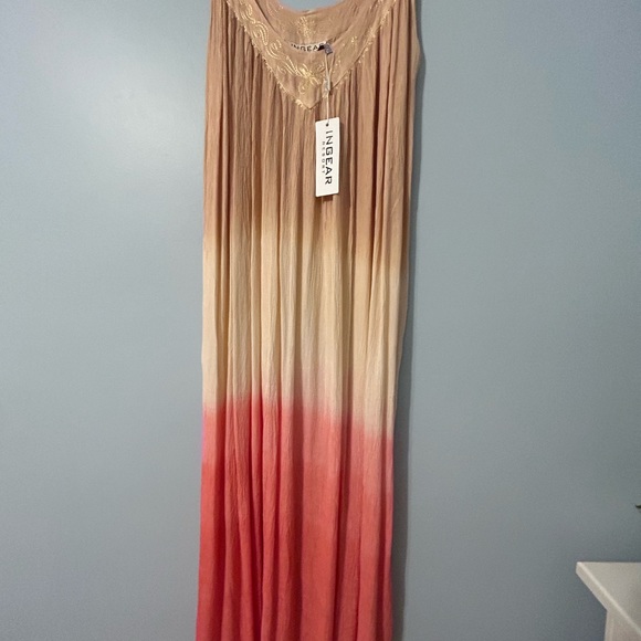 Beautiful Ingear Resort long dress with side pockets.  Ombré colour. One size - Picture 6 of 7